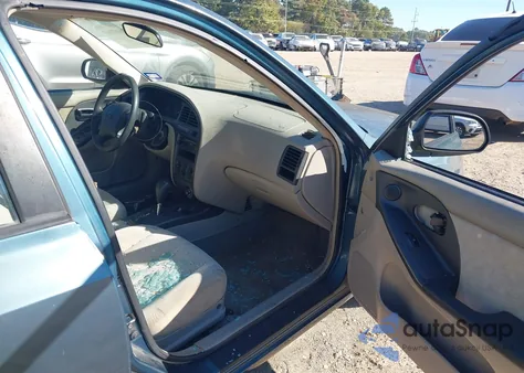 2002 Hyundai Elantra Gls from USA, damaged, VIN KMHDN45D72U421341